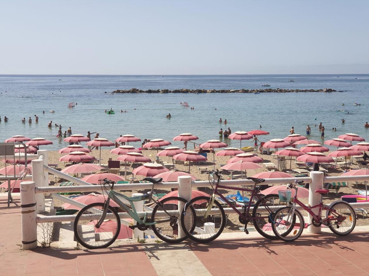 Baia Di Luna Santa Marinella Εξωτερικό φωτογραφία